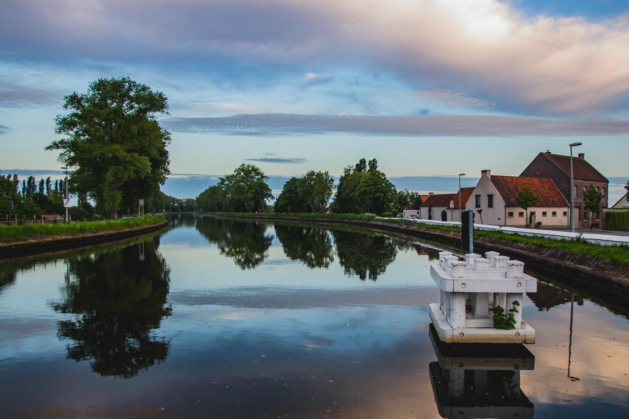 B&B Ter Brugge Stalhille Exteriör bild